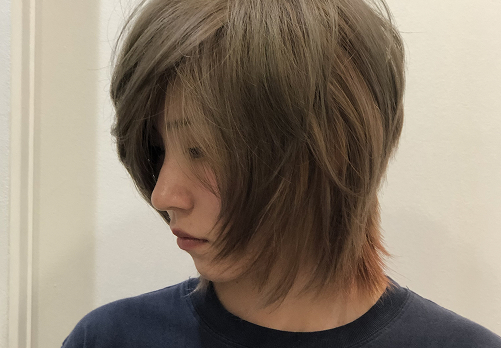 女性の横顔